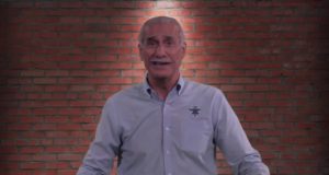 Who Me? – DAWGHOUSE